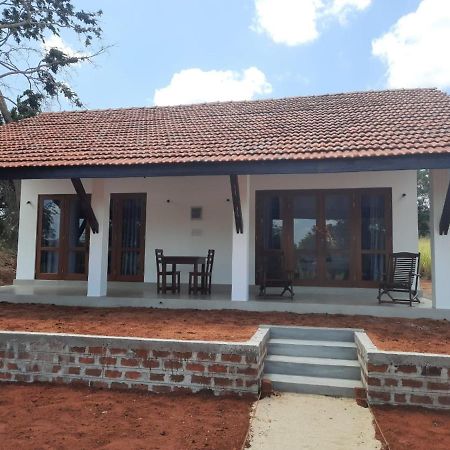 Moni Farm House Wilpattu Nochchiyagama Exterior foto